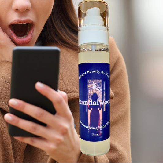 Scandalwood Moisturizing Body Mist